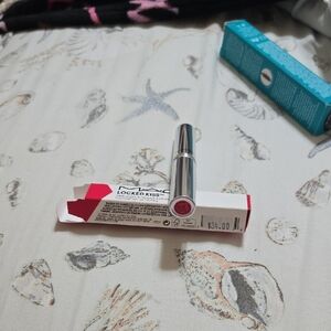 Lipstick - Vibrant Fuschia